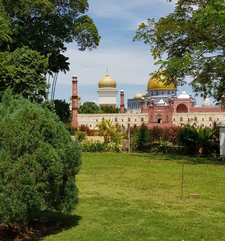 Taman Monumen景点图片