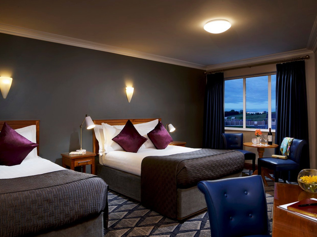 Springhill Court Hotel主图