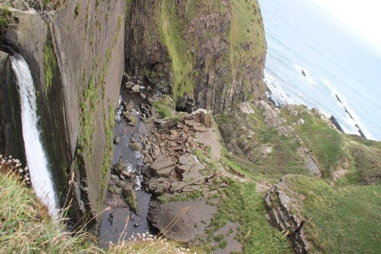 Speke's Mill Mouth Waterfall景点图片