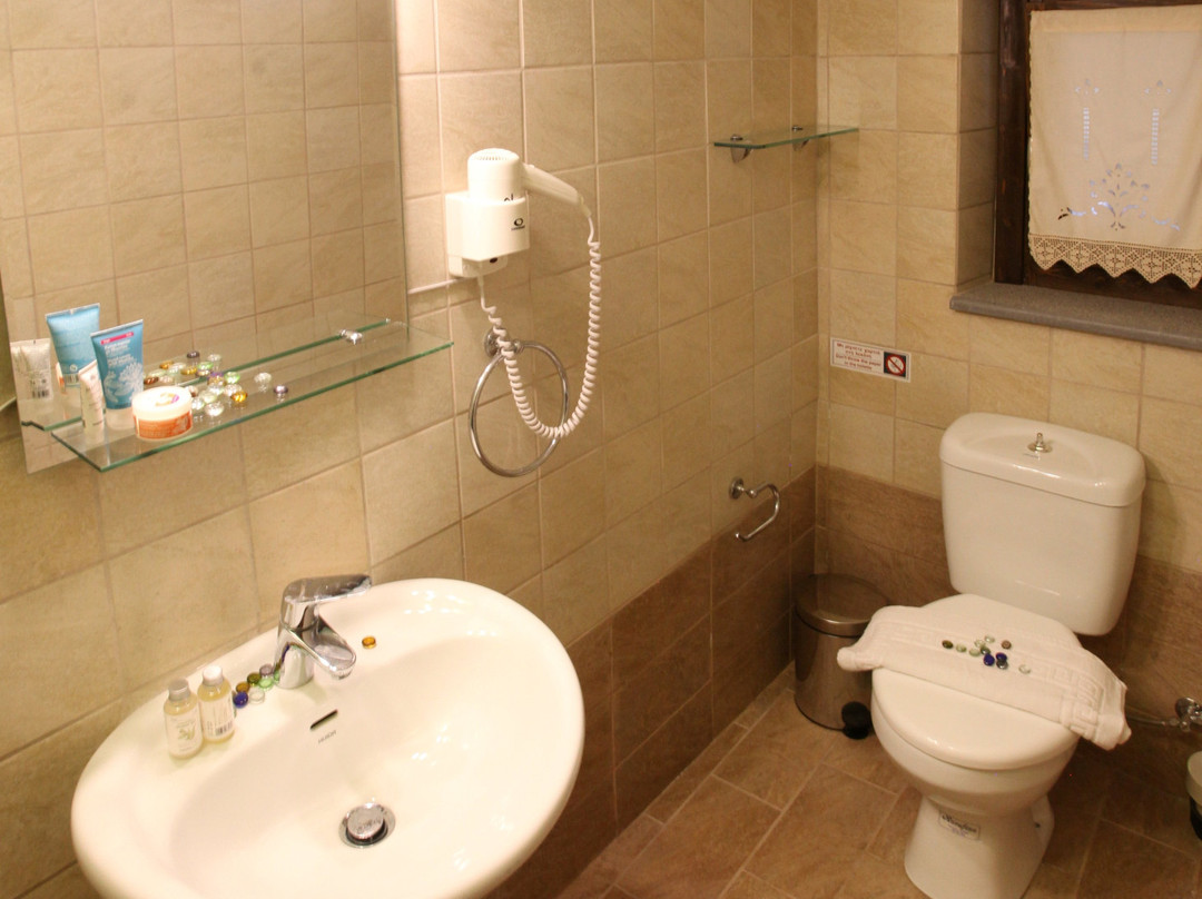 Stoes Traditional Suites主图