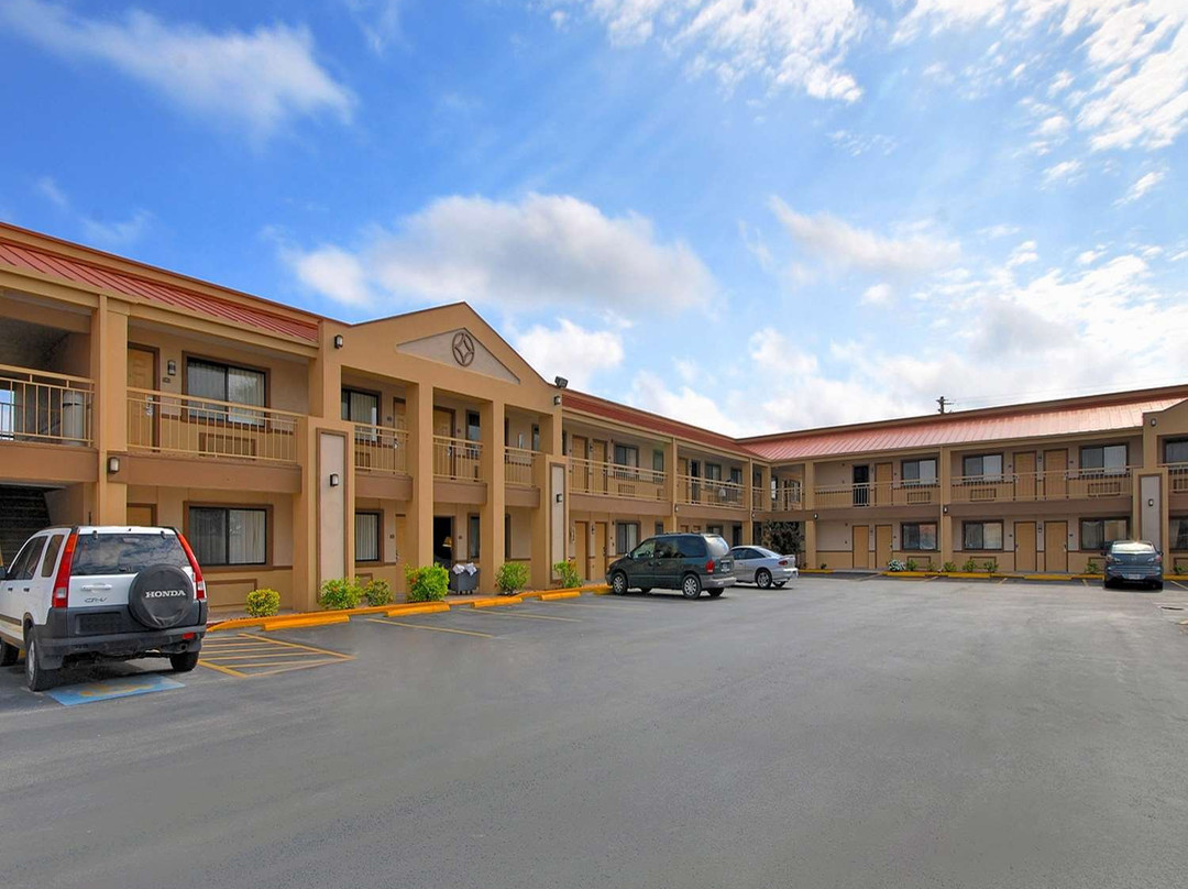 Americas Best Value Inn Kingsville主图