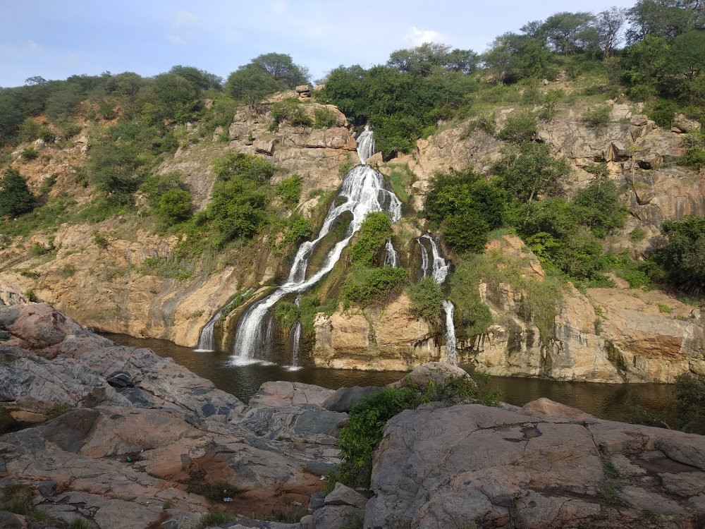Chunchi Falls景点图片