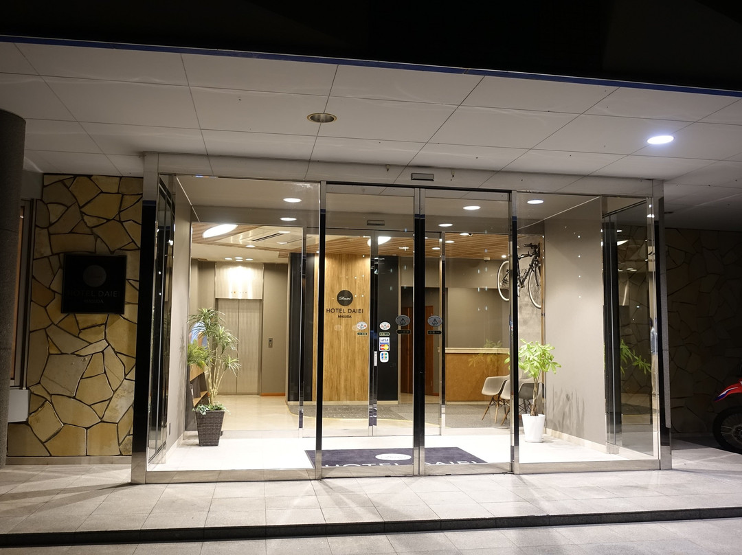 大荣站酒店主图
