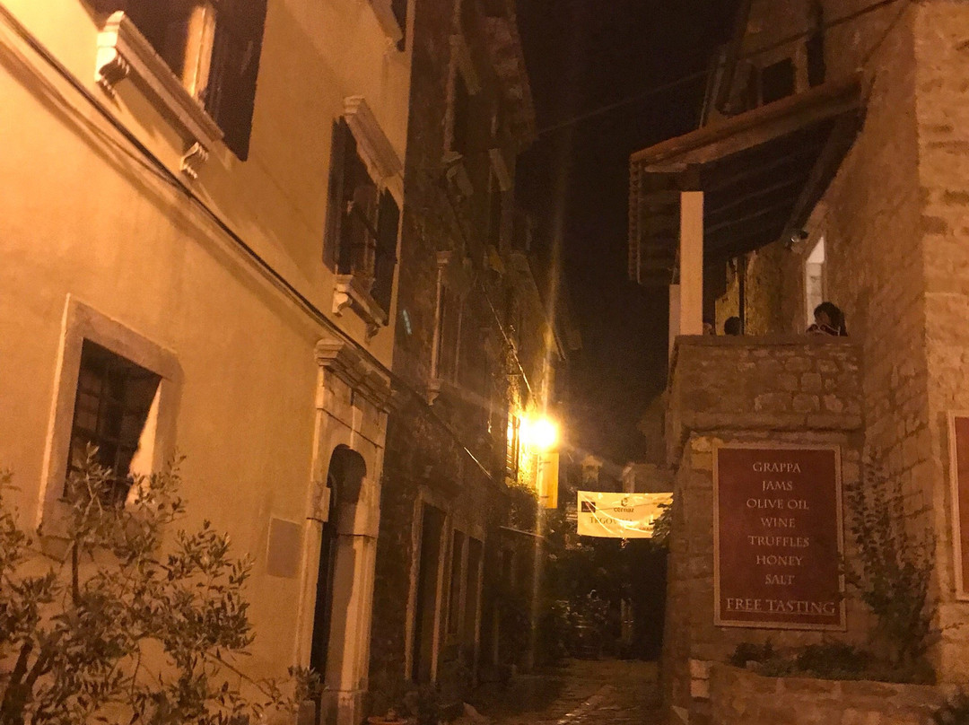 The Town Loggia-Groznjan必去景点