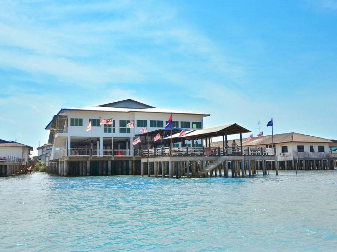 漂浮红树林木屋酒店