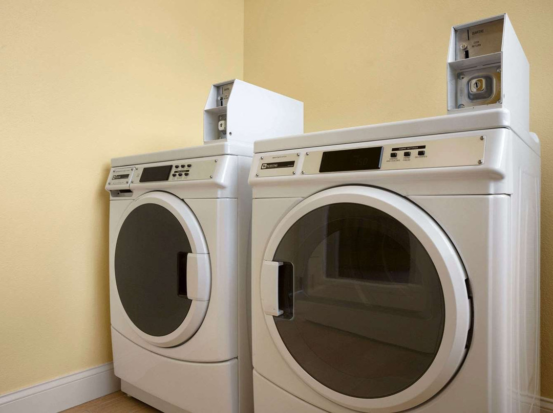 Days Inn & Suites by Wyndham Caldwell主图