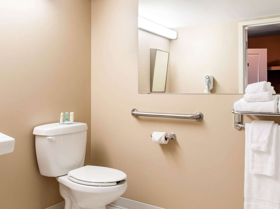 Quality Inn & Suites Quispamsis主图