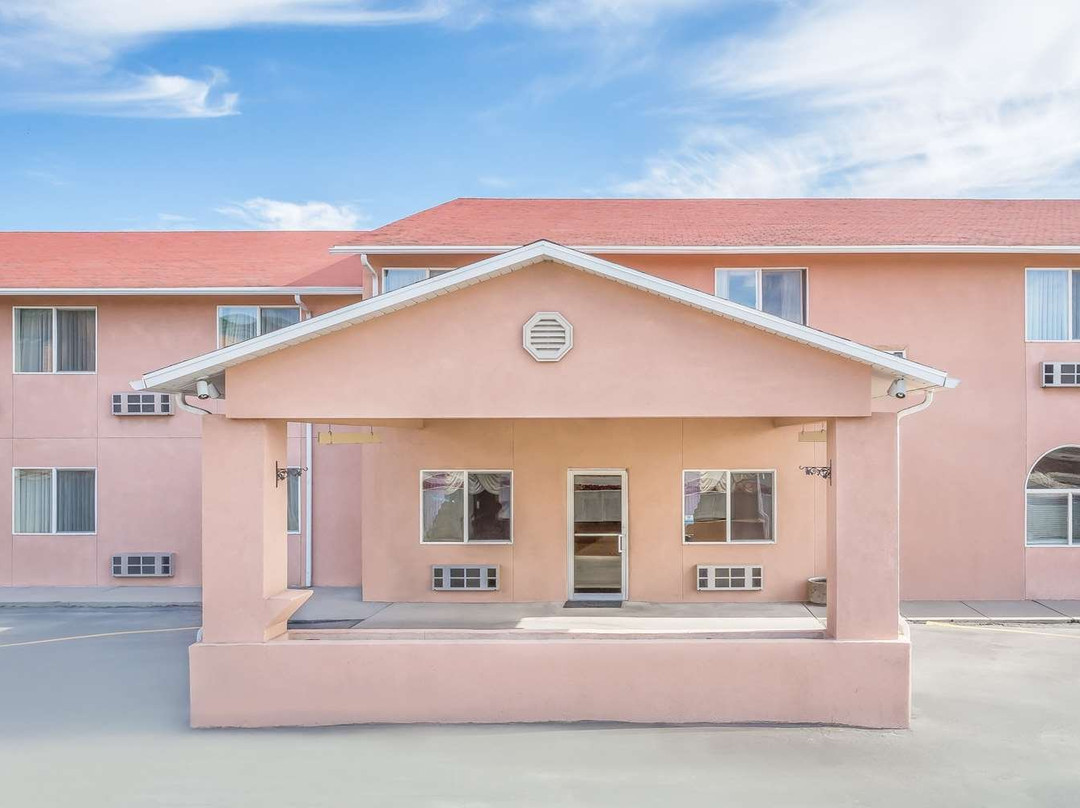 Super 8 By Wyndham Price主图