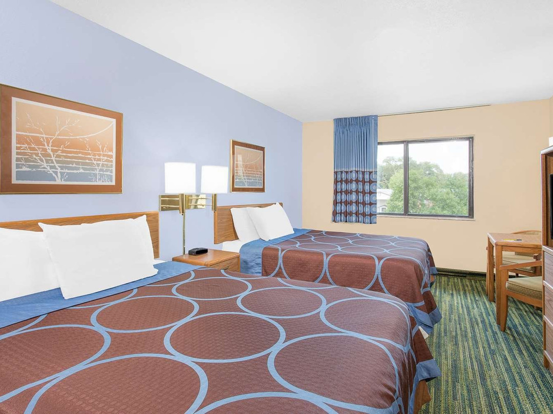 Boarders Inn & Suites by Cobblestone Hotels - Waterloo主图