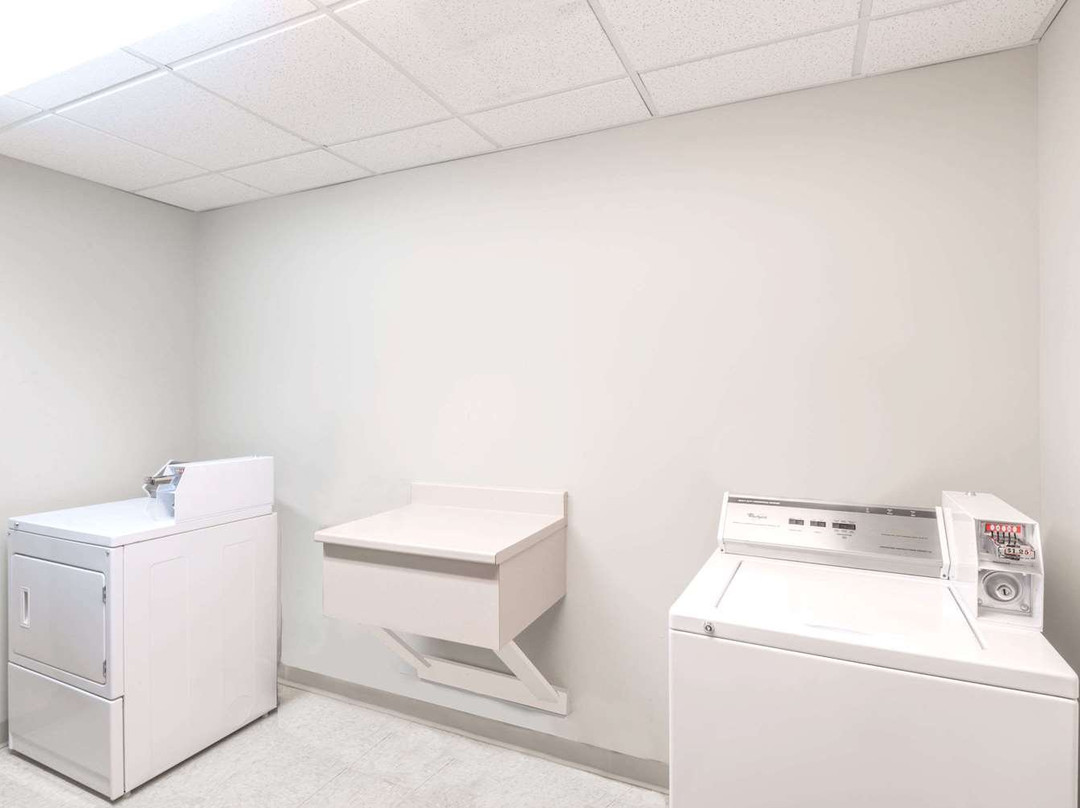 Super 8 by Wyndham Windsor NS主图