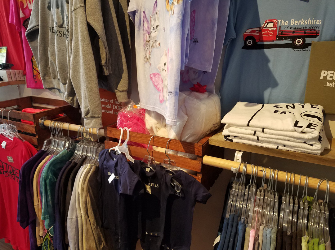 Twisted Orchard Company-利镇必去景点