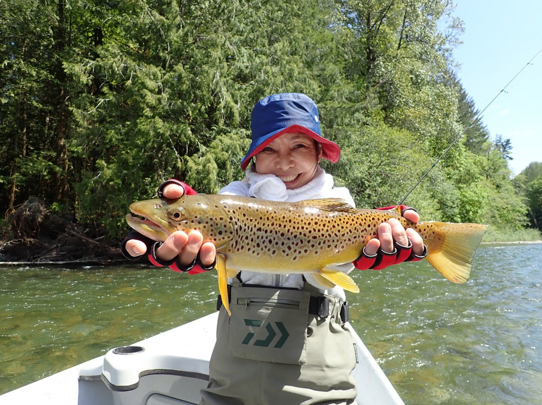 Kenzie's Fishing Adventures景点图片
