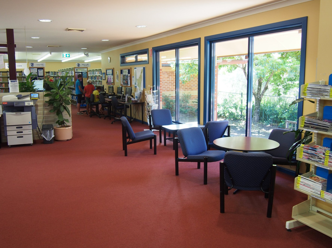 Toormina Library-科夫斯港必去景点