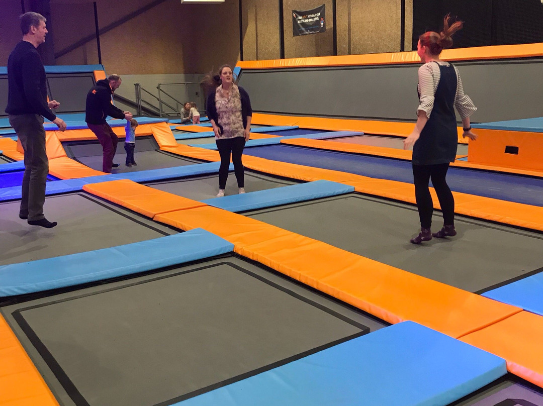 Go Bounce Extreme Trampoline Park景点图片