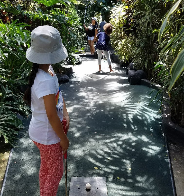 Tropics Mini Golf-阿伊亚必去景点