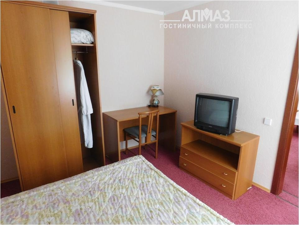 Almaz Hotel主图
