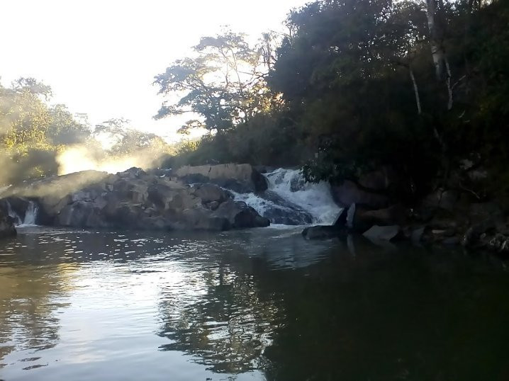 Cachoeira do Coqueiral-Monte Siao必去景点
