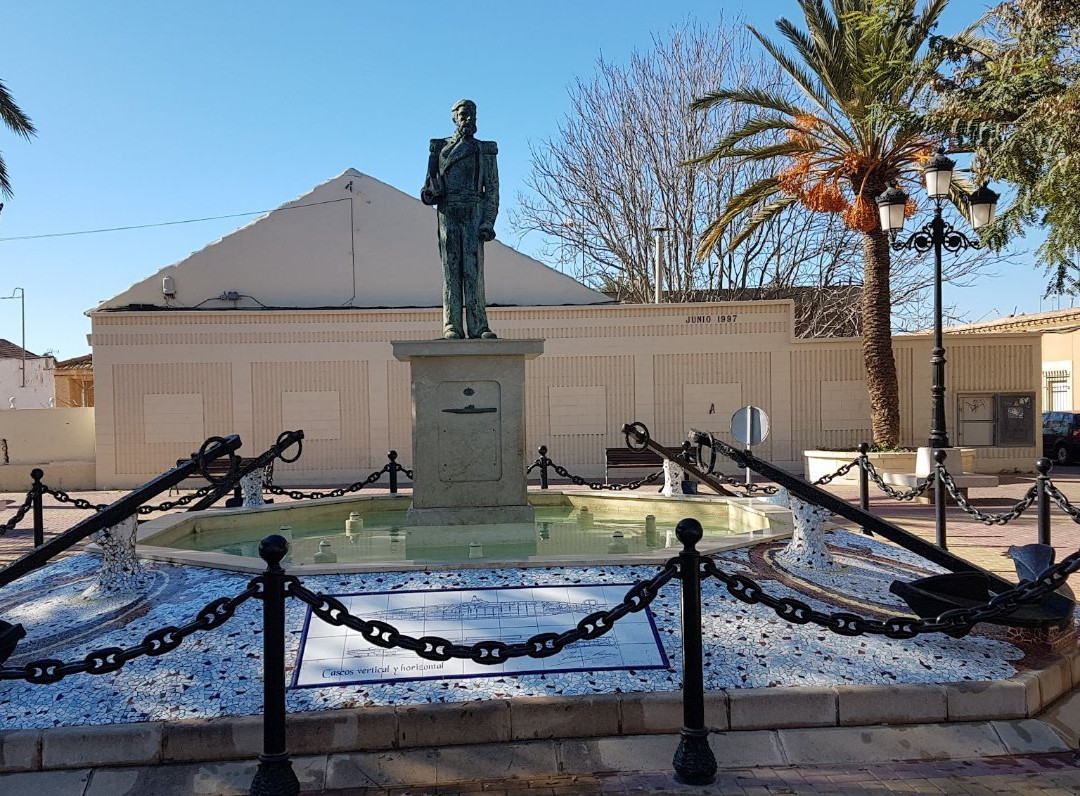Monumento a Isaac Peral景点图片