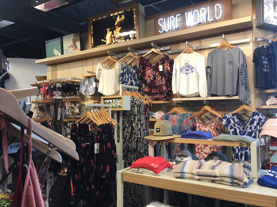 Surf World Surf Shop-庞帕诺比奇必去景点