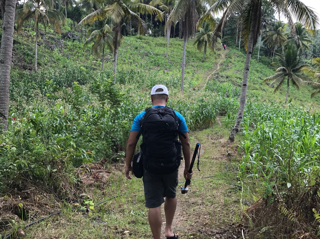 Cangkalanog Falls-Alegria必去景点
