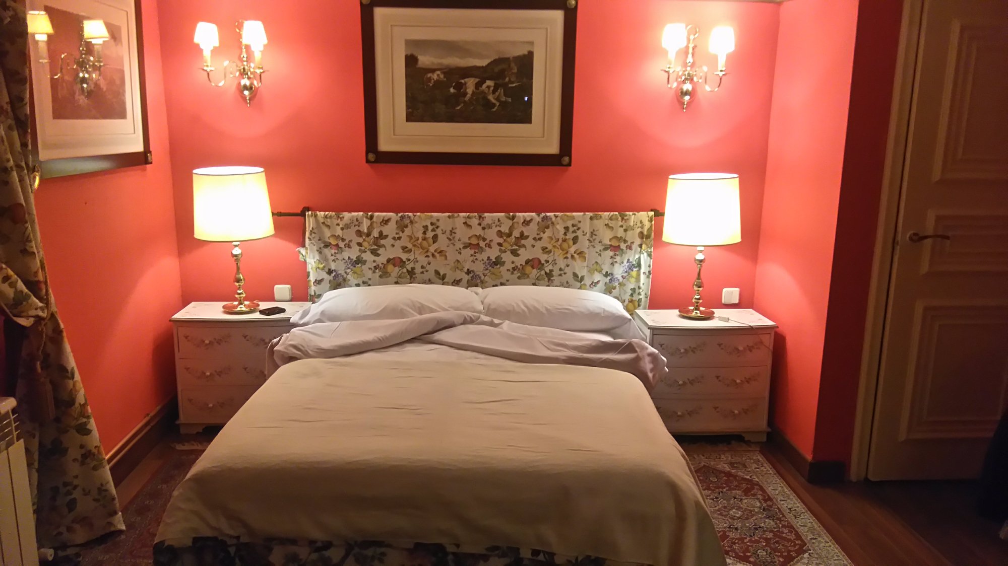 Hotel la Fundacion-官方