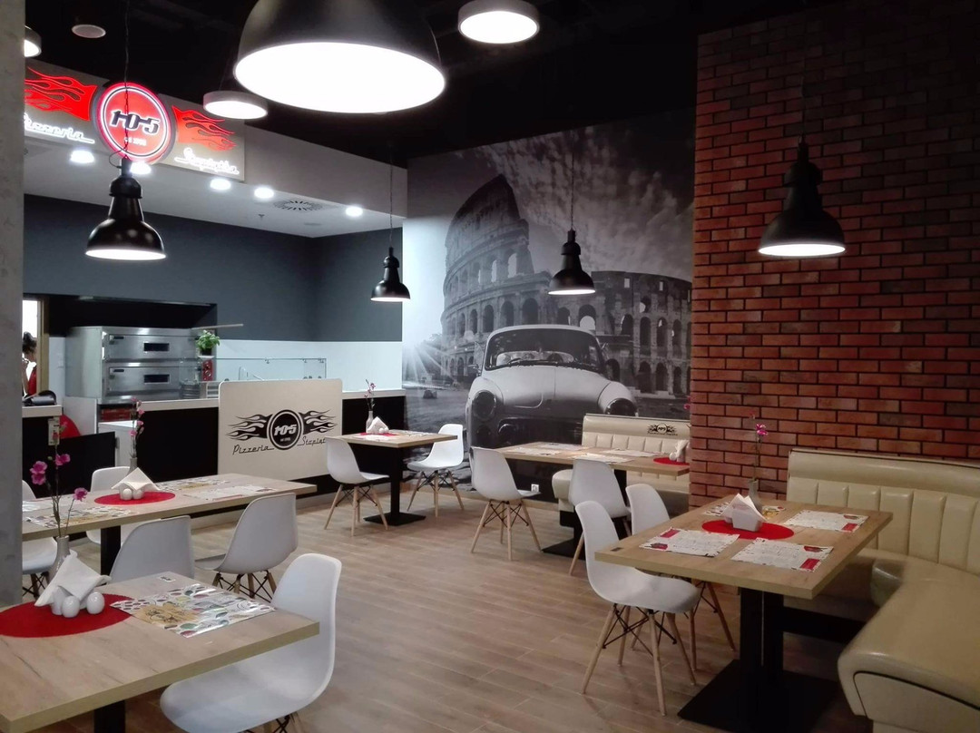 Pizzeria 105