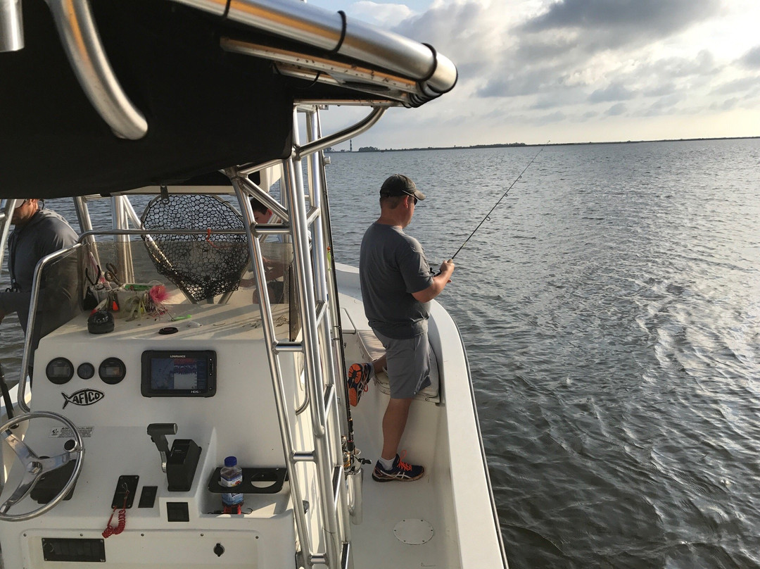 Salt Minded Fishing Charters-斩魔山必去景点