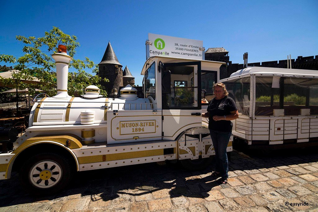 Le Petit Train Touristique de Fougeres景点图片
