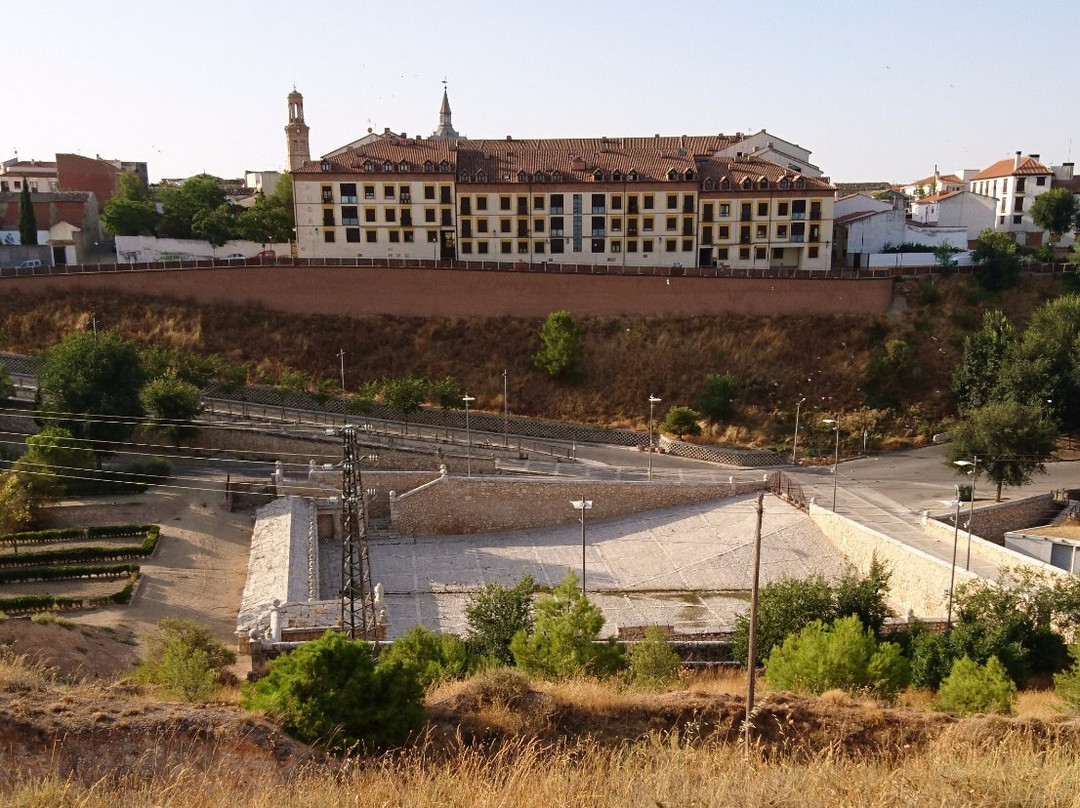 Fuente Grande de Ocana景点图片