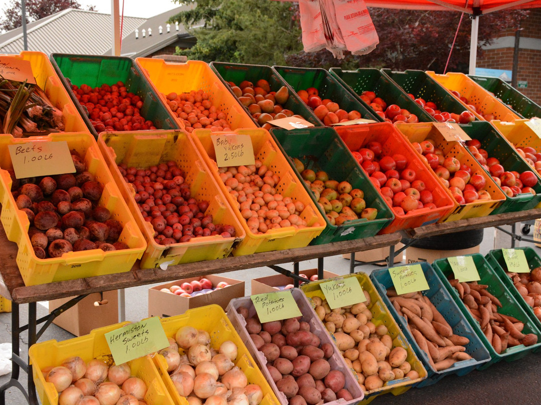 Tigard Farmers Market-泰格德必去景点