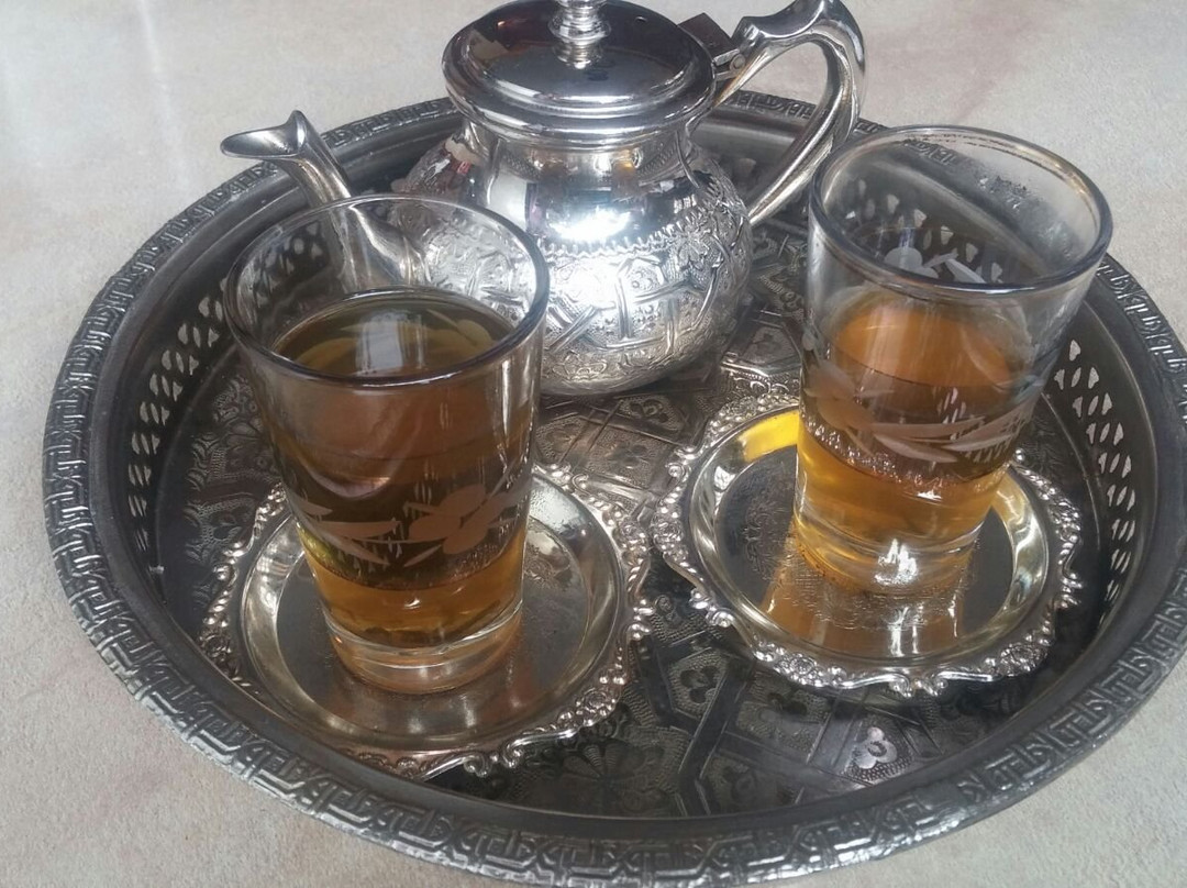 Reina Cleopatra, Pasteleria Teteria Siria