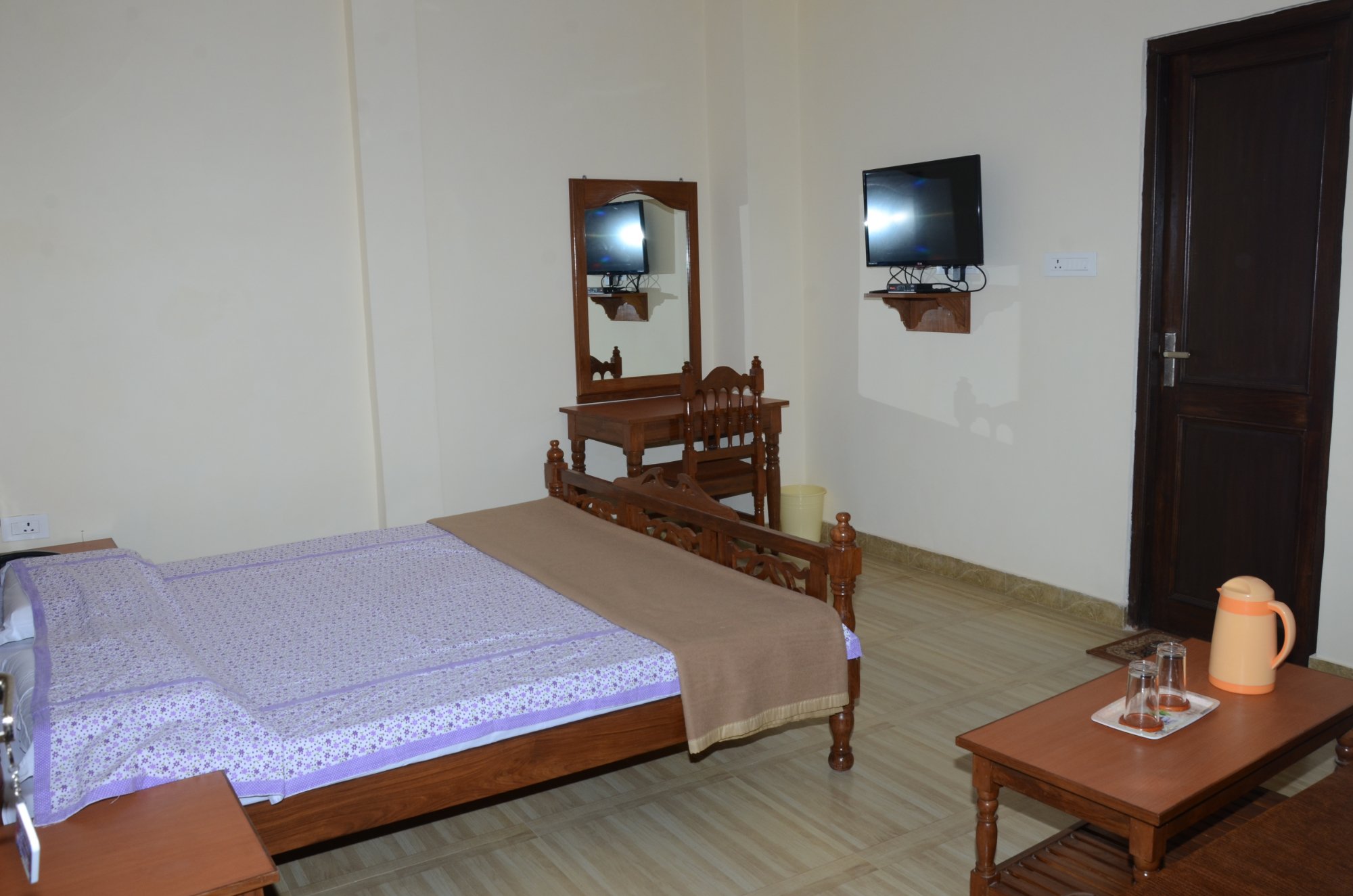 Riddhima Hotel-官方