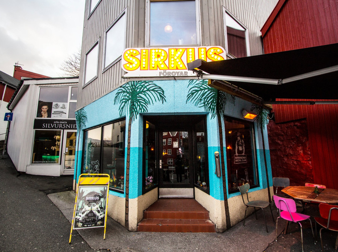 托沙文餐馆和美食-Sirkus Föroyar