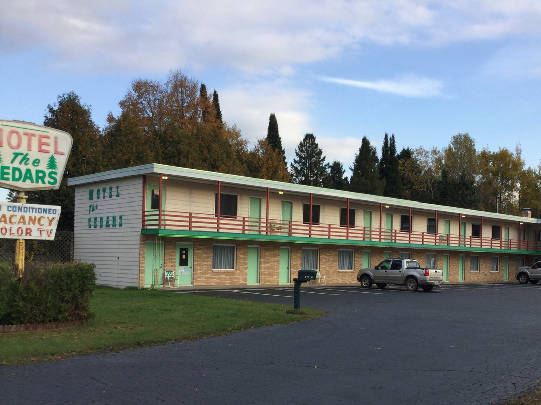 Ironwood酒店住宿-The Cedars Motel