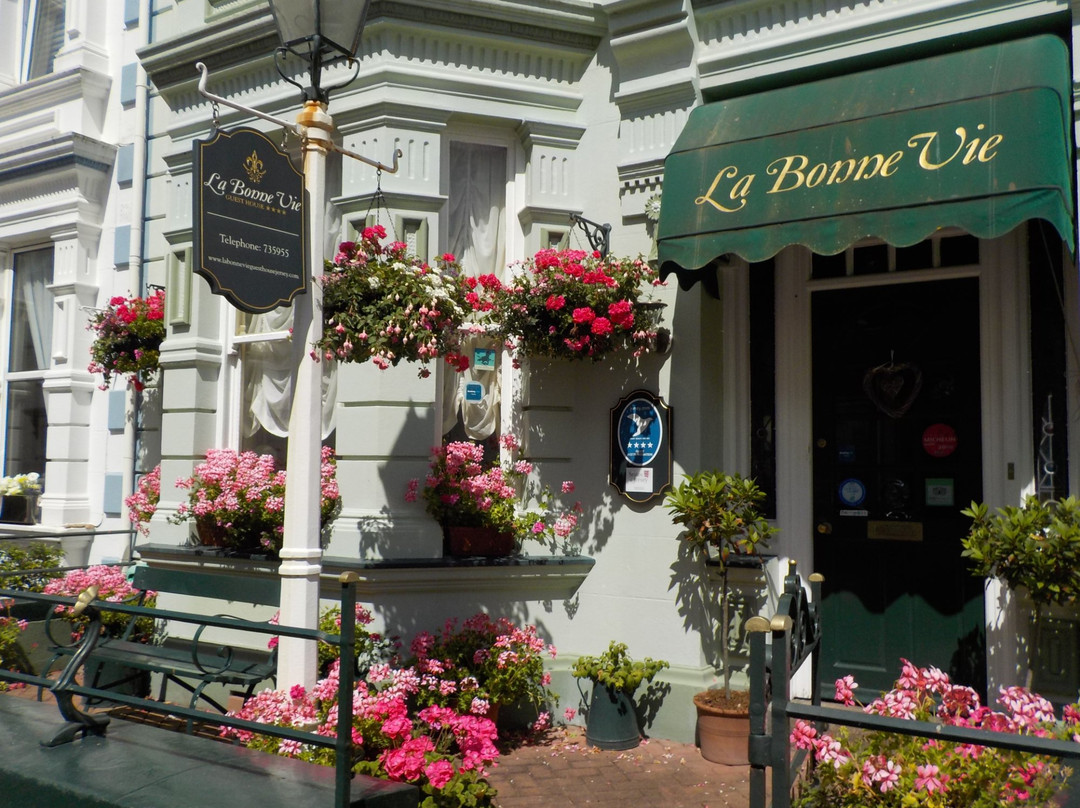 St Helier酒店住宿-La Bonne Vie Guest House