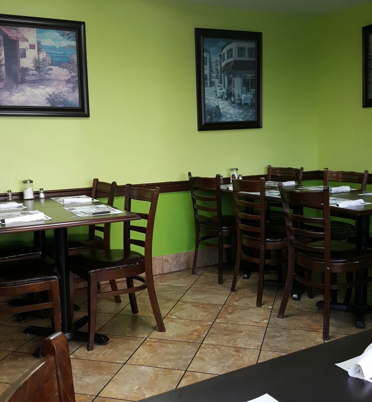 Sainte-Lucie-des-Laurentides餐馆和美食-Restaurant Dino's