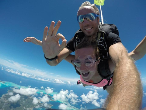 Skydive Bora Bora-波拉波拉岛必去景点