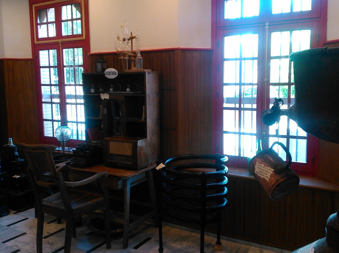 Destilerías Martes Santo Museo景点图片