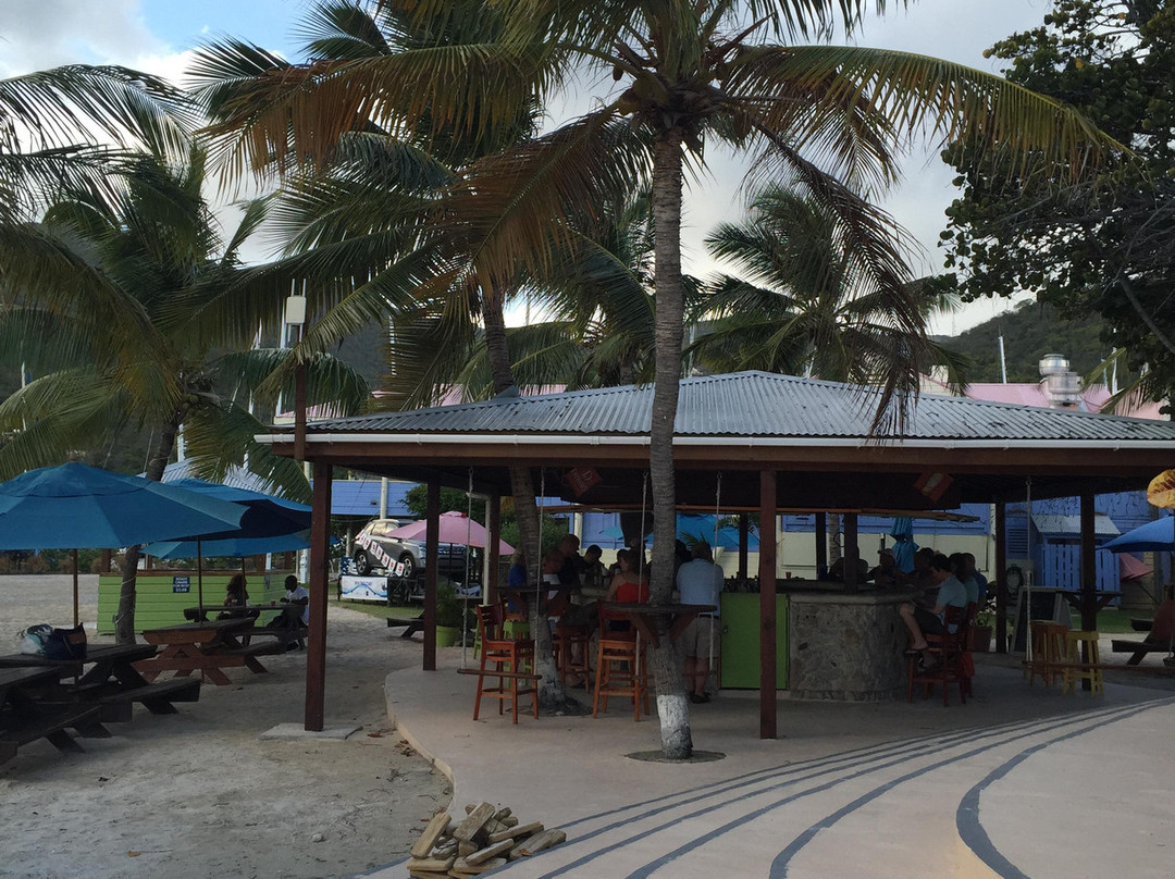 The beach bar at nanny cay景点图片
