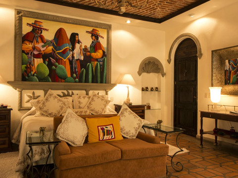 Casa Tres Leones