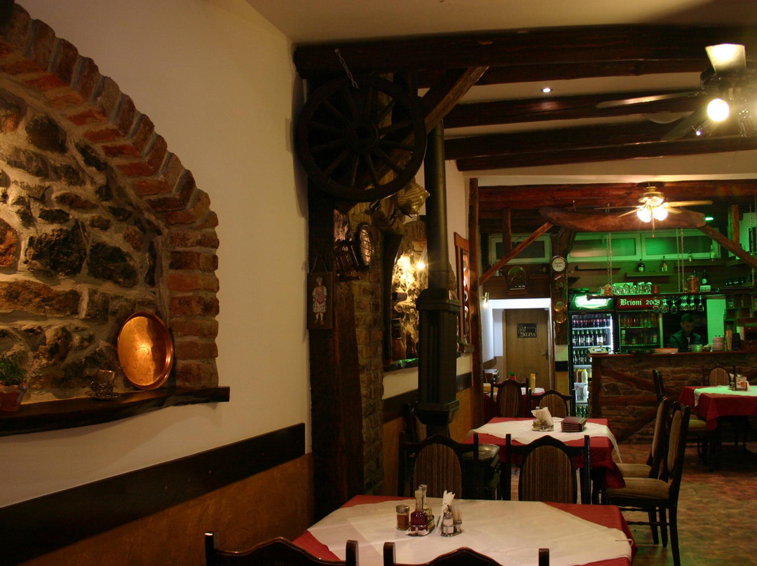 Gorno Lakocherej餐馆和美食-Brioni 2008
