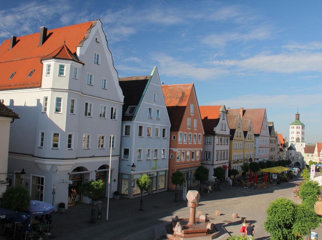 Hotel Hirsch主图