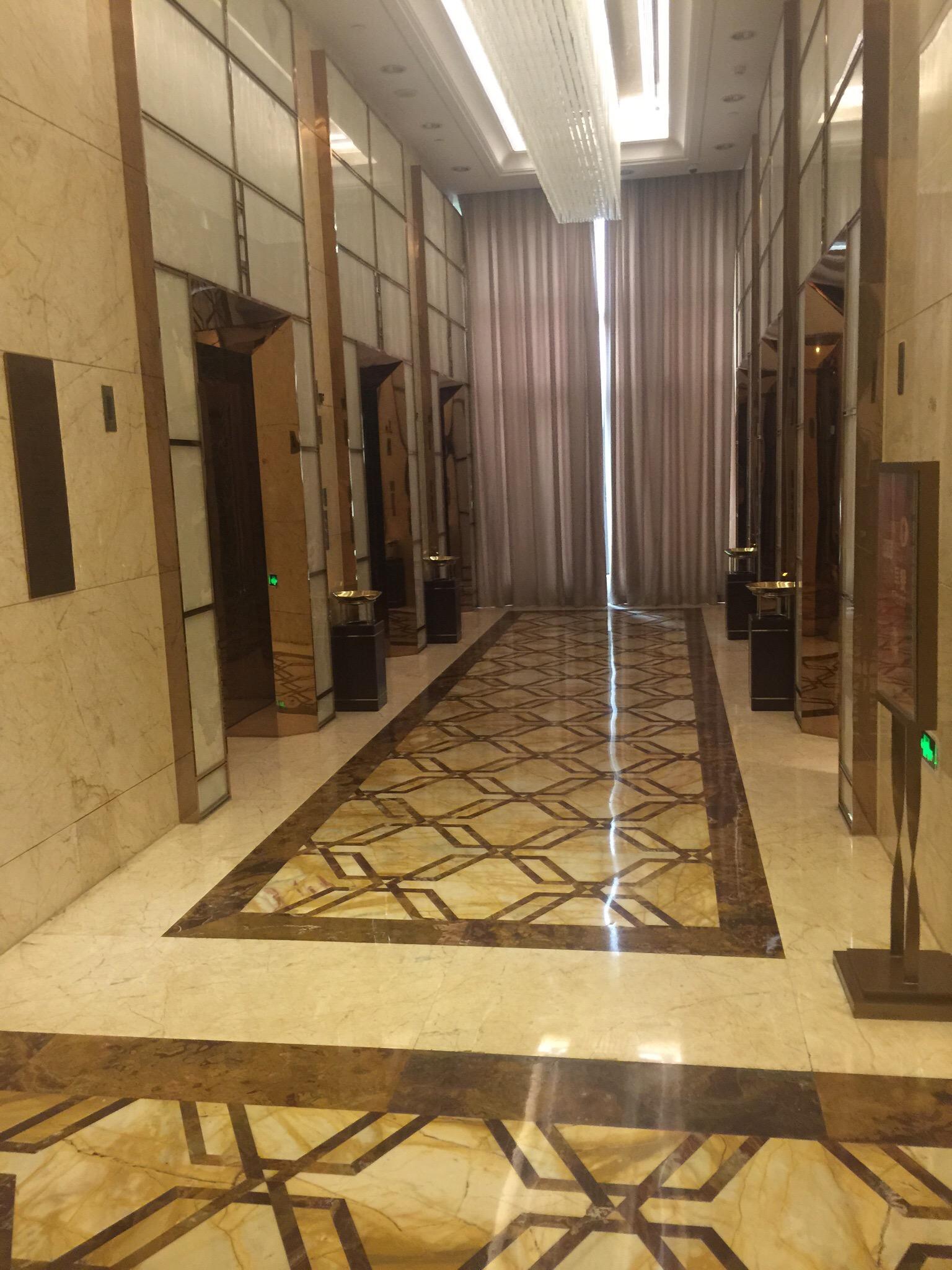 世贸大饭店-客卧