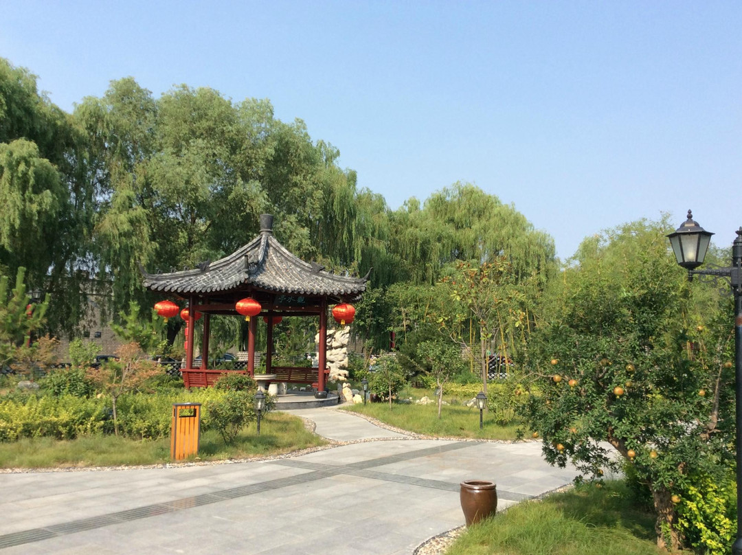 Fuzi Binshe Family Education Culture Boutique Hotel Qufu主图