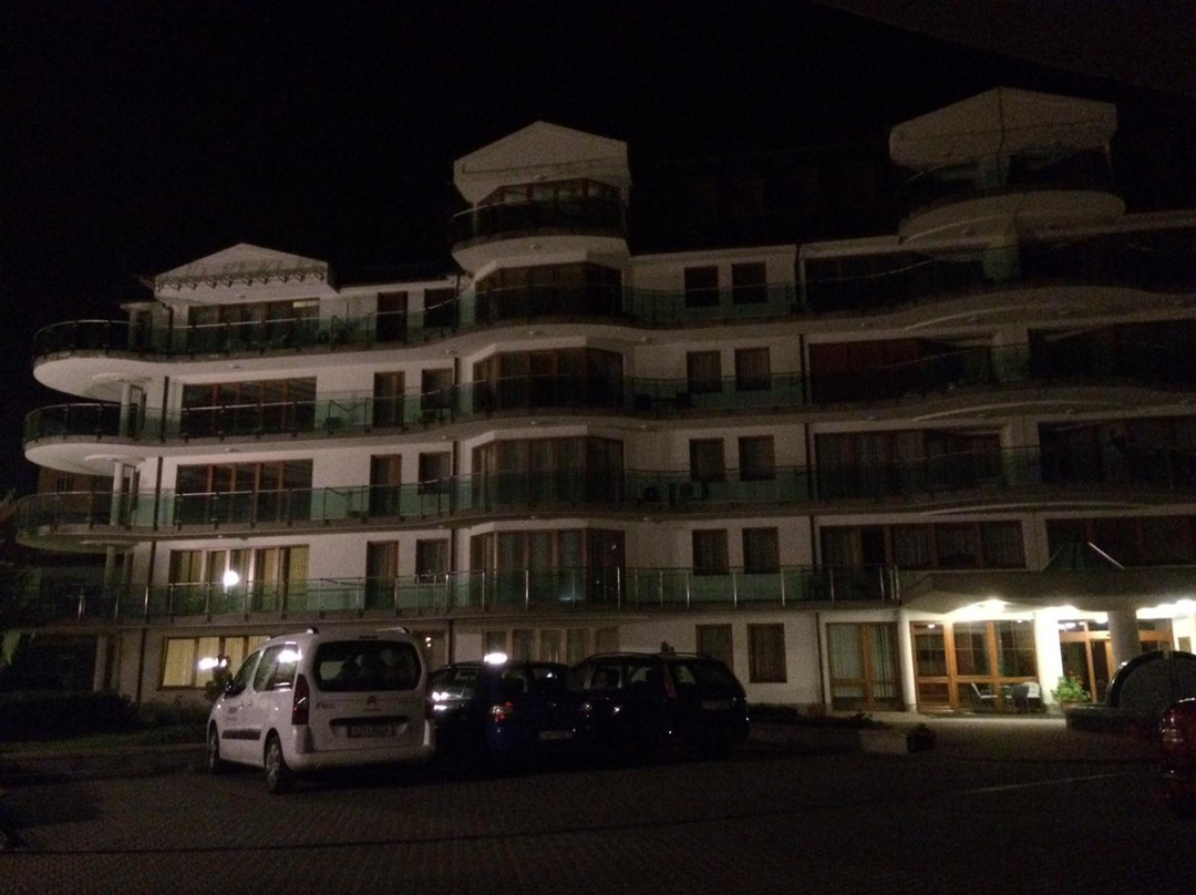Nova Dubnica酒店住宿-Hotel Kristoff