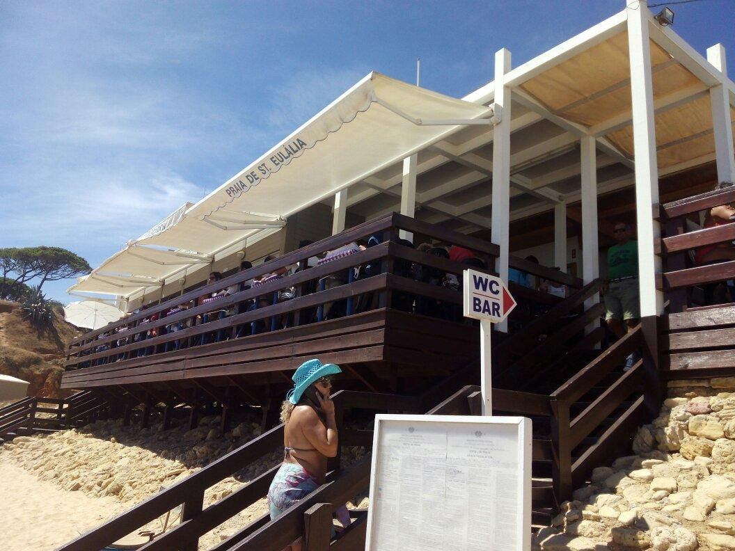 Praia de Santa Eulalia-阿尔布赞拉必去景点