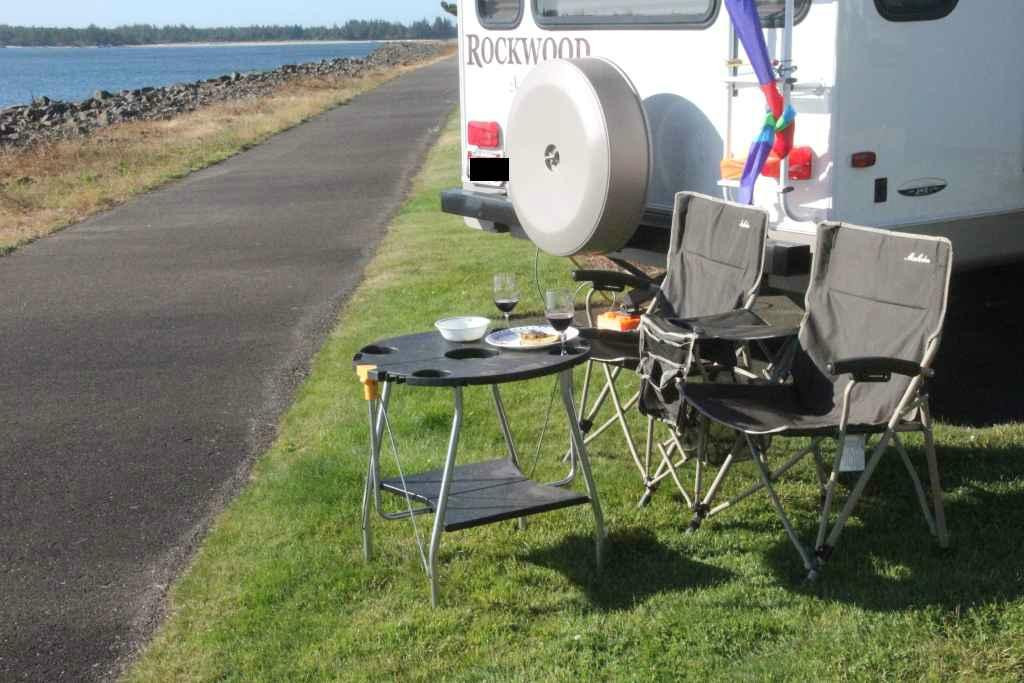 Umpqua Triangle Oysters-Winchester Bay必去景点