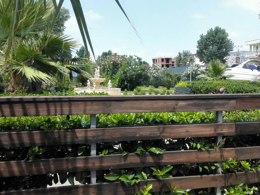 Godija Hotel & Suites主图