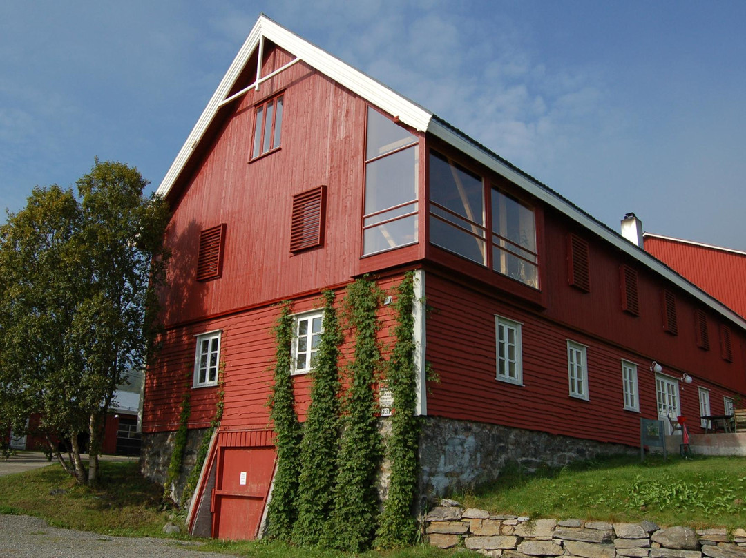 Røkenes Gård Restaurant Og Gjestehus-Harstad必去景点