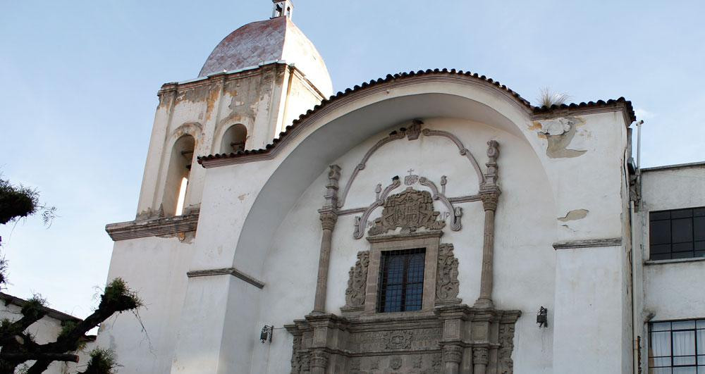 Iglesia de San Pedro-拉巴斯必去景点